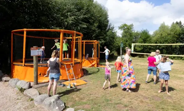 camping au clos de la chaume vosges parc de jeux pour enfants familles