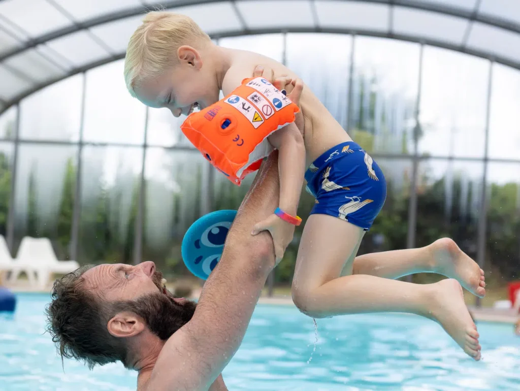 camping famille au clos de la chaume vosges avec piscine e1771493459442